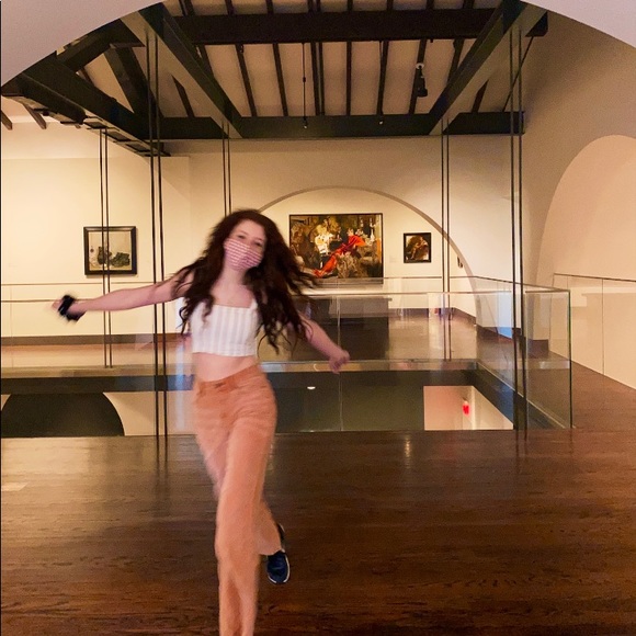 Meet your Posher, Annie - Picture 1 of 1